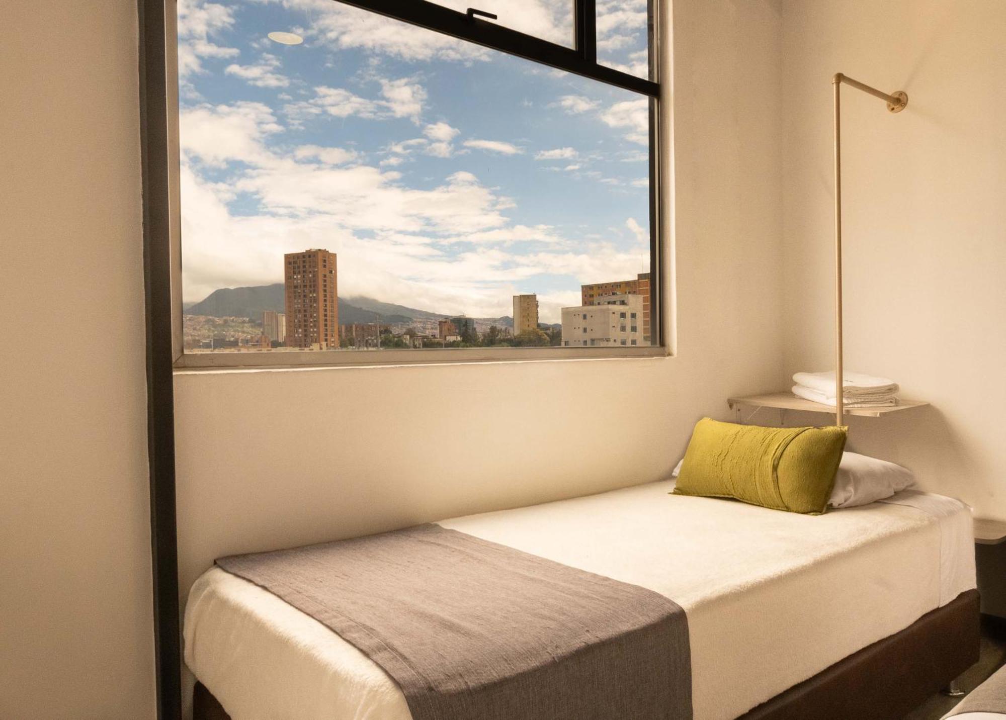 Hotel Wess Bogota Bagian luar foto