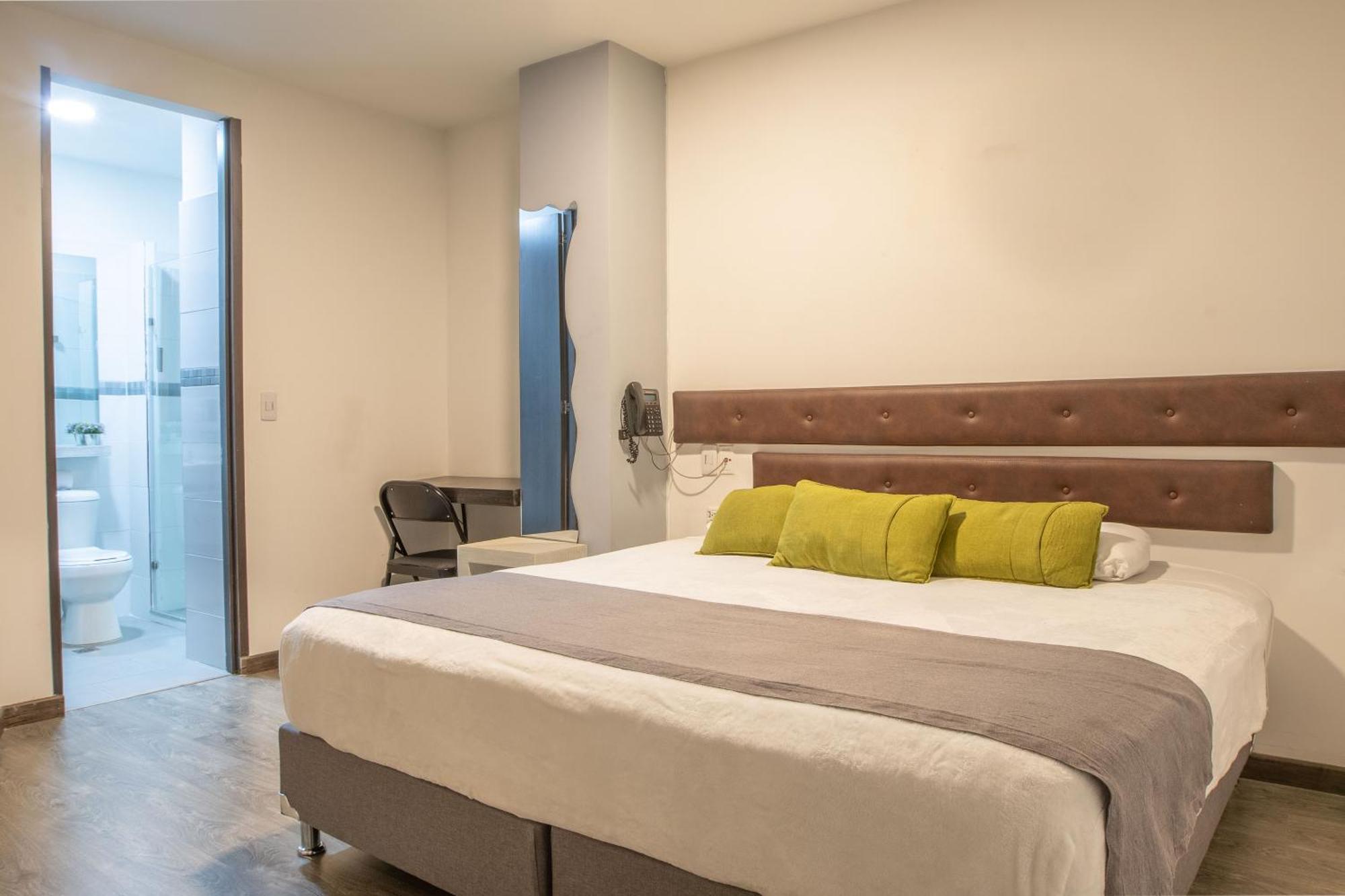 Hotel Wess Bogota Bagian luar foto