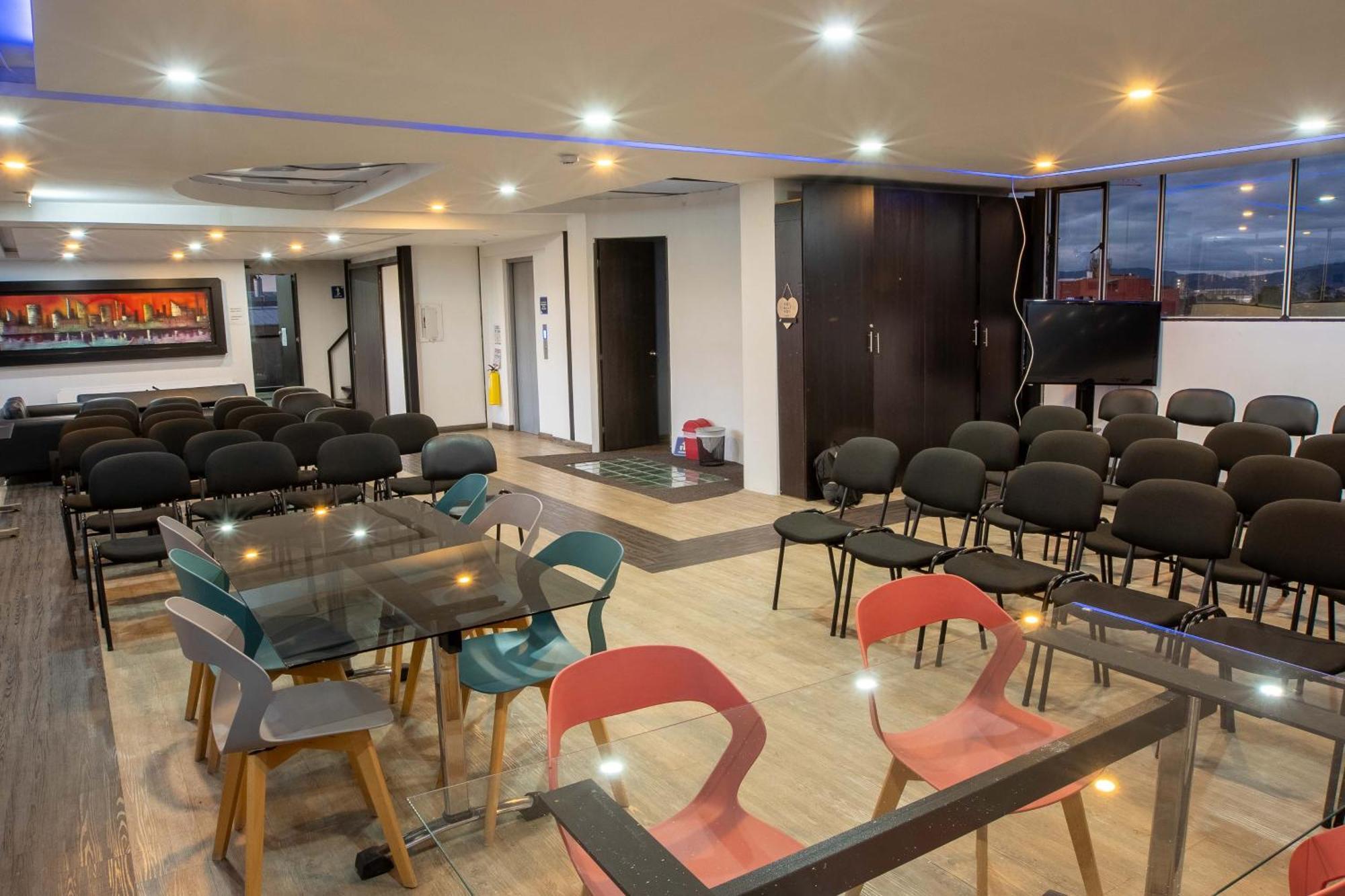 Hotel Wess Bogota Bagian luar foto